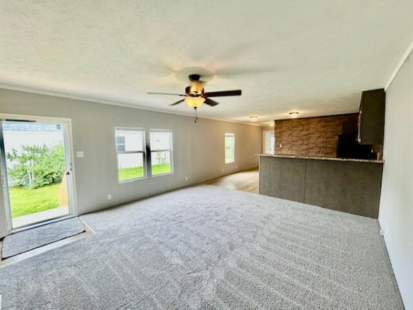 2016 Clayton Homes Blazer Extreme Manufactured Home