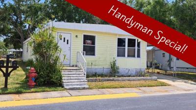 Mobile Home at 12100 Seminole Blvd, Lot 96 Largo, FL 33778