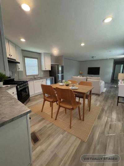 Photo 2 of 19 of home located at 10722 N Lewis #5 Kansas City, MO 64157