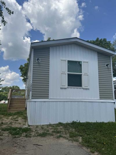 Photo 4 of 19 of home located at 10722 N Lewis #5 Kansas City, MO 64157