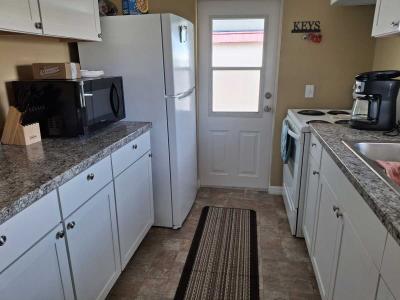 Photo 5 of 35 of home located at 7100 Ulmerton Rd Lot 627 Largo, FL 33771