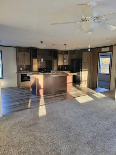 Photo 2 of 8 of home located at 828 W Shakespeare Ave Mankato, MN 56001