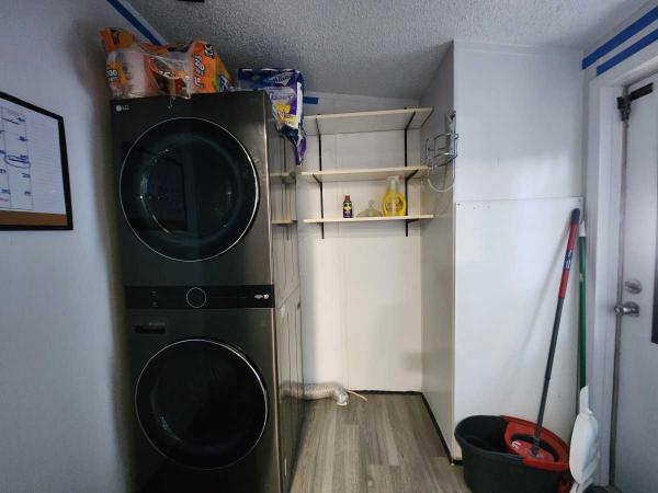 1999 Redman Manufactured Home