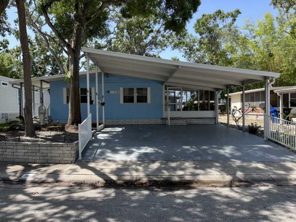 Photo 1 of 2 of home located at 15777 Bolesta Road, Lot 36 Clearwater, FL 33769