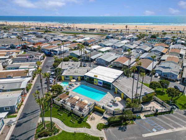 1999 Golden West Homes Mobile Home For Sale
