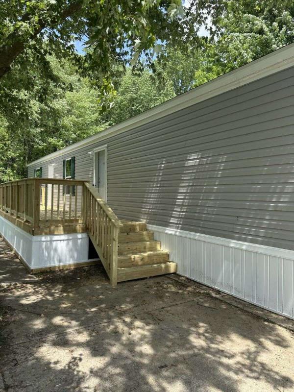 Photo 1 of 2 of home located at Lot 73 2280 Pine Anderson, IN 46017