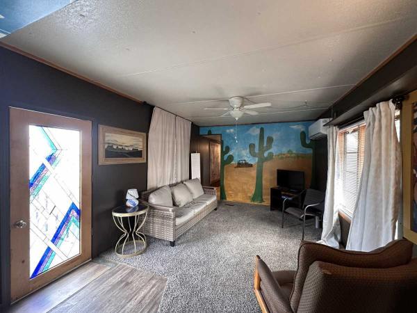 1972 Fleetwood Glenbrook Mobile Home