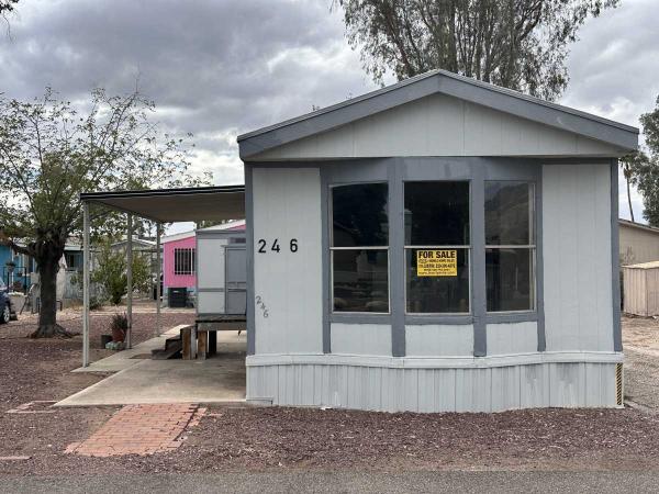 1983 Kaufman and Broad Mobile Home For Sale
