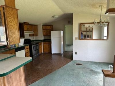 Photo 3 of 19 of home located at 60 Lane Loop Salado, TX 76571