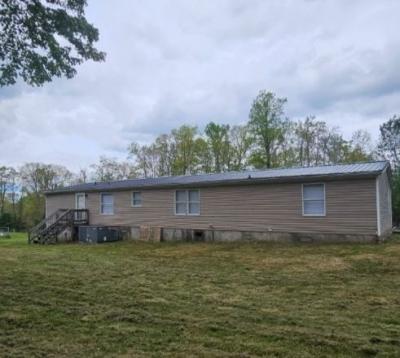 Photo 3 of 19 of home located at 399 Thousand Oaks Dr Shady Spring, WV 25918