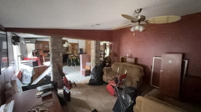 Photo 2 of 12 of home located at 117 Citron Dr Youngsville, LA 70592