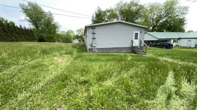 Photo 2 of 13 of home located at 316 Highland Dr Hurricane, WV 25526