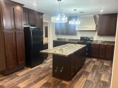 Photo 4 of 14 of home located at 3076 Alt 75 Mounds, OK 74047