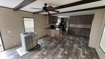 Photo 3 of 13 of home located at 58565 Homestead Dr Plaquemine, LA 70764