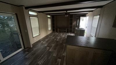 Photo 4 of 13 of home located at 58565 Homestead Dr Plaquemine, LA 70764