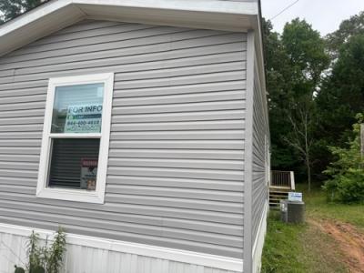 Photo 2 of 16 of home located at 1340 Tilton Rd SE Dalton, GA 30721