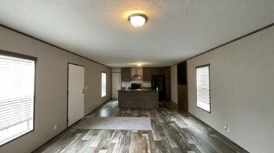 Photo 4 of 18 of home located at 8850 Don Ray Way Ooltewah, TN 37363