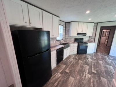 Photo 5 of 17 of home located at 16071 Old Greensboro Road Moundville, AL 35474