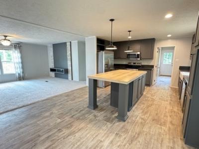 Photo 3 of 21 of home located at 734 Old Cemetery Rd Madisonville, TN 37354