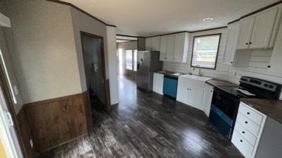 Photo 5 of 17 of home located at 1020 Saint Jude Ln Parks, LA 70582