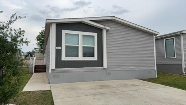 2021 SOLUTION 38SLC28603AH21 Mobile Home For Sale