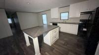 2021 SOLUTION 38SLC28603AH21 Manufactured Home