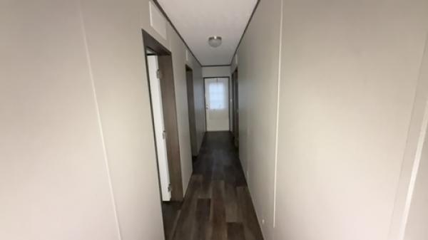 2021 SOLUTION 38SLC28603AH21 Manufactured Home