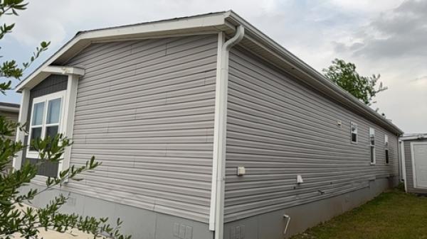 2021 SOLUTION 38SLC28603AH21 Manufactured Home