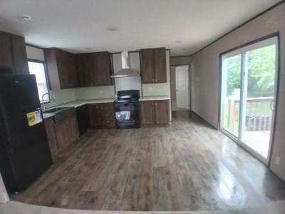 Photo 2 of 8 of home located at 415 Sycamore Ln Princeton, KY 42445