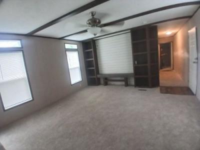 Photo 3 of 8 of home located at 415 Sycamore Ln Princeton, KY 42445
