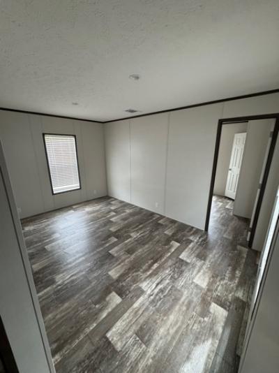 Photo 4 of 10 of home located at 18270 Highway 22 Lot 17 Ponchatoula, LA 70454
