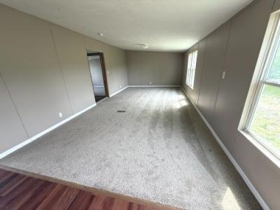 Photo 4 of 9 of home located at 250 Empire Dr Somerset, KY 42501