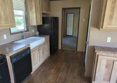 Photo 5 of 13 of home located at 109558 S 4760 Rd Muldrow, OK 74948