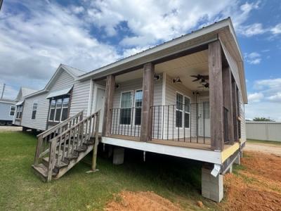 Photo 2 of 18 of home located at 5892 Old Coffee Rd Adel, GA 31620