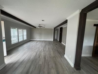 Photo 5 of 18 of home located at 5892 Old Coffee Rd Adel, GA 31620