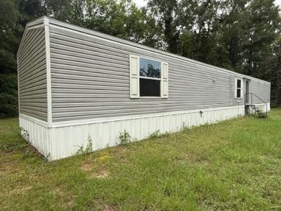 Mobile Home at 19032 Highway 105 Cleveland, TX 77328