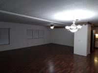 1975 SUN MANOR Manufactured Home
