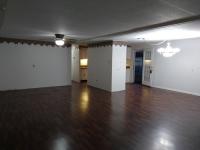 1975 SUN MANOR Manufactured Home
