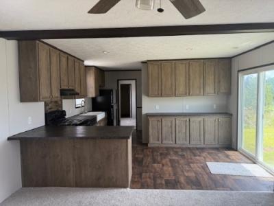 Photo 3 of 18 of home located at 12657 North Us Hwy 231 Cottonwood, AL 36320