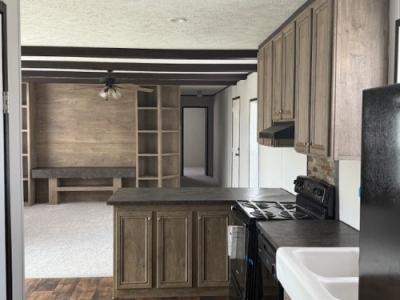 Photo 5 of 18 of home located at 12657 North Us Hwy 231 Cottonwood, AL 36320