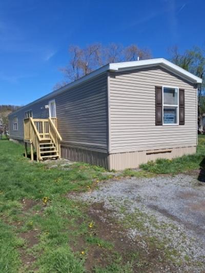 Mobile Home at 108 6th St Moorefield, WV 26836