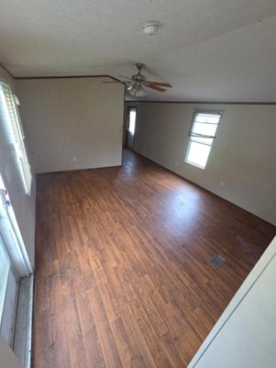 Photo 5 of 8 of home located at 274 Edward Wells Ln Greensburg, LA 70441