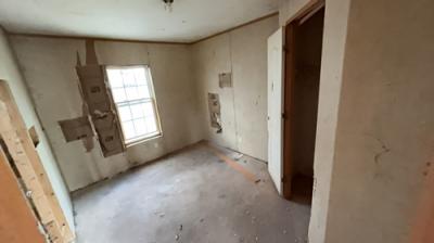 Photo 5 of 10 of home located at 2291 Pine Grove Chap Leon, WV 25123