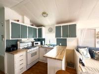 1986 Brentwood Manufactured Home