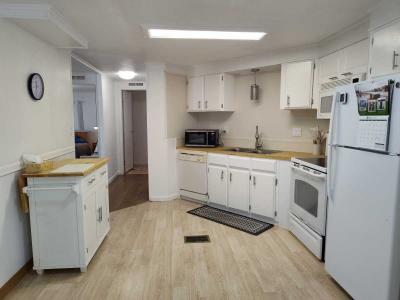 Photo 4 of 8 of home located at 8775 20th St. Lot 110 Vero Beach, FL 32966