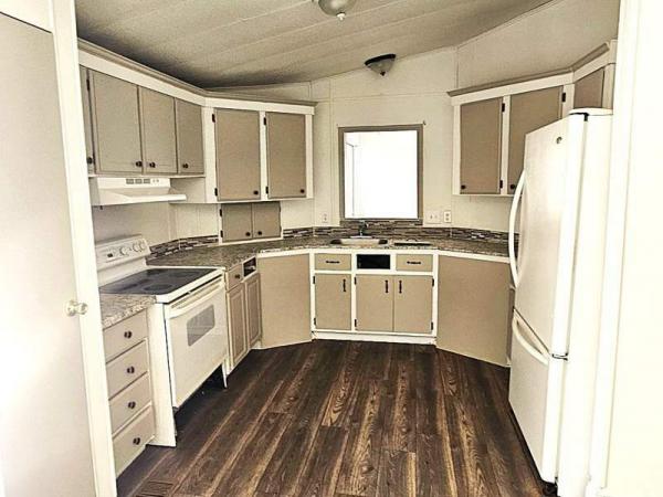 1983 Palm Harbor Manufactured Home