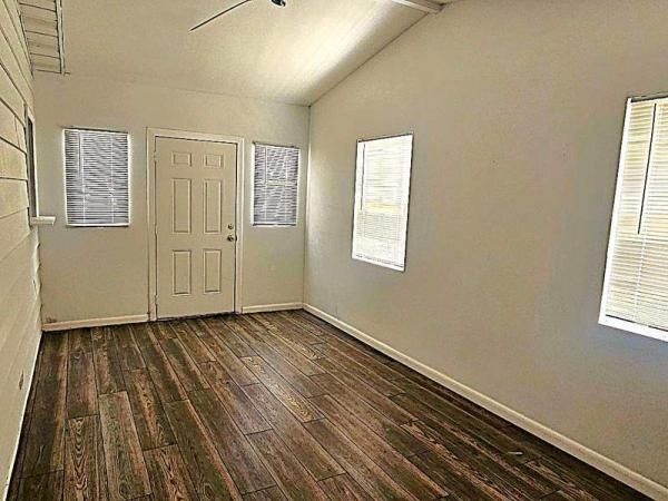 1983 Palm Harbor Manufactured Home