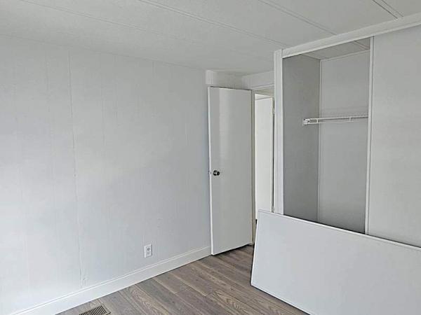 1983 Palm Harbor Manufactured Home