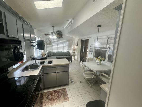 1987 Mobile Home