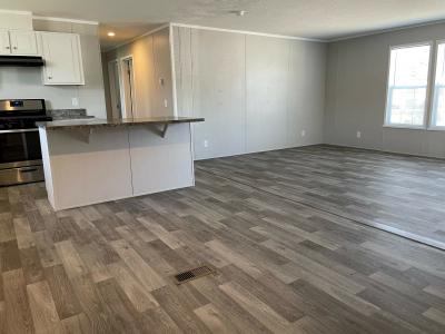 Mobile Home at 882 Julianna Dr Flint, MI 48506
